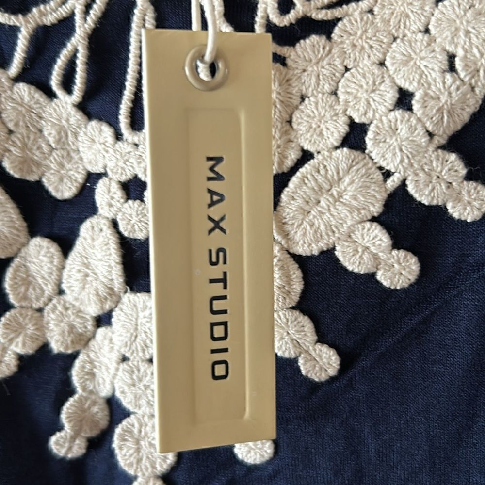 NEW Max Studio Navy Blue Tank Top - Picture 3 of 5